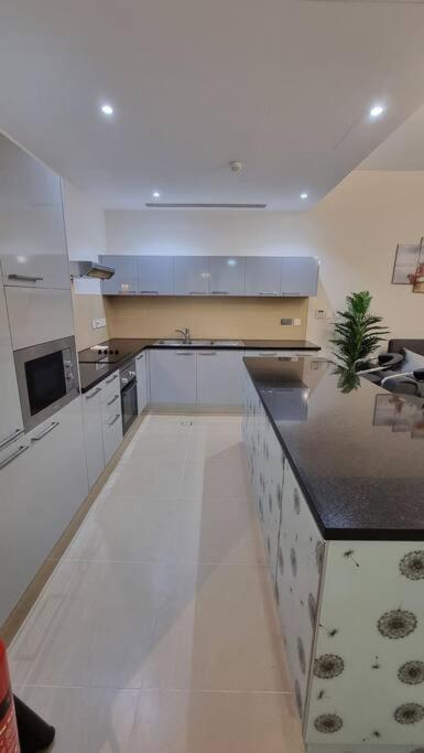 One Bedroom Apartment Muscat Bay Екстериор снимка